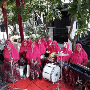 seragam samroh menggunakan jasa jahit FOB di motifkain.com